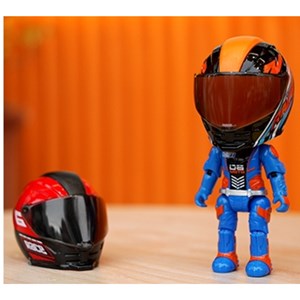 اکشن فیگور فلزی 12 سانتی موتور سوار با قابلیت جمع شدن همراه با کلاه _اکشن فیگور