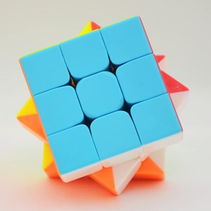 مکعب روبیک 3×3 برند کای وای QiYi مدل 503 EQY _بازی فکری