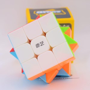 مکعب روبیک 3×3 برند کای وای QiYi مدل 503 EQY _بازی فکری