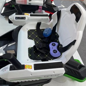 ماشین شارژی کارتینگ کنترلی 360 درجه با قابلیت پرتاب تیر ژله ای رنگ سبز _ماشین شارژی