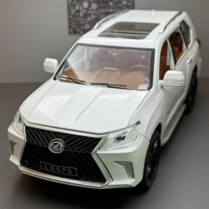 اسباب بازی ماشین فلزی لکسوس مقیاس 1:18 مدل Lexus LX570_ماشین اسباب بازی