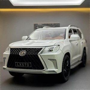 اسباب بازی ماشین فلزی لکسوس مقیاس 1:18 مدل Lexus LX570_ماشین اسباب بازی