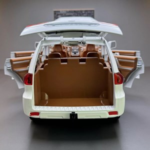 اسباب بازی ماشین فلزی لکسوس مقیاس 1:18 مدل Lexus LX570_ماشین اسباب بازی