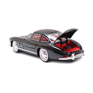 ماشین فلزی کلاسیک بنز دودزا با چراغ‌ و درب‌ های بازشو رنگ مشکی_ماشین اسباب بازی