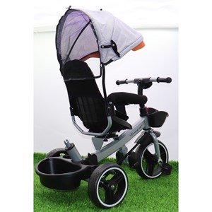 سه چرخه فلزی با سایه بان رنگ طوسی