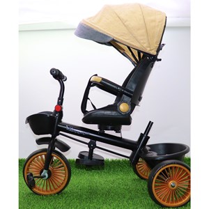 سه چرخه فلزی با سایه بان رنگ کرم