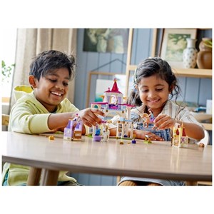 لگو دیزنی اسطبل سلطنتی پرنسس بل و پرنسس راپونزل 239 قطعه مدل Lego Disney_Belle and Rapunzel's Royal Stables_43195 Building Kit_لگو