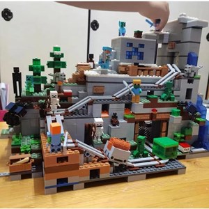 لگو ماینکرافت نبرد برای قلعه 2688 قطعه مدل 76010 Minecraft _لگو